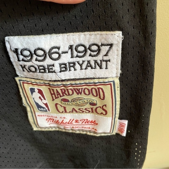 KobeBryant Mitchell& Ness Hardwood classics jersey - Picture 3 of 5